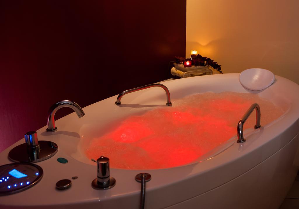 שיצ'וצ'ינק Abidar Hotel Spa & Wellness מראה חיצוני תמונה
