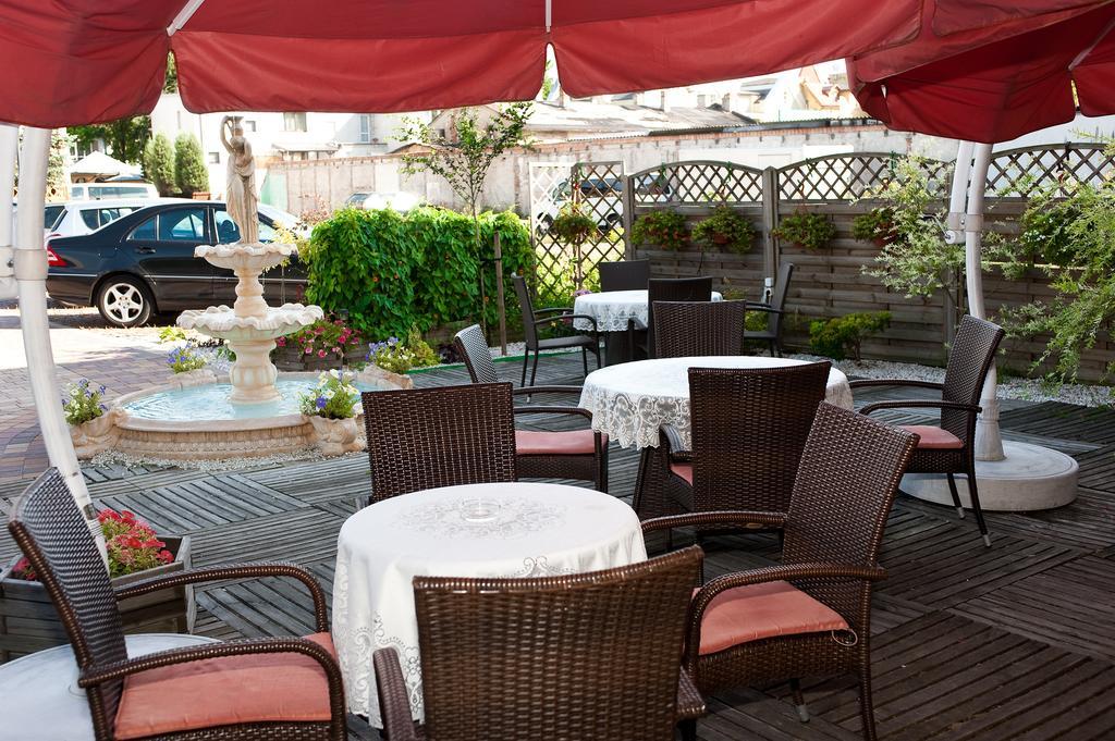 שיצ'וצ'ינק Abidar Hotel Spa & Wellness מראה חיצוני תמונה