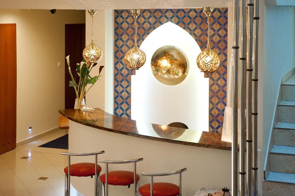 שיצ'וצ'ינק Abidar Hotel Spa & Wellness מראה חיצוני תמונה