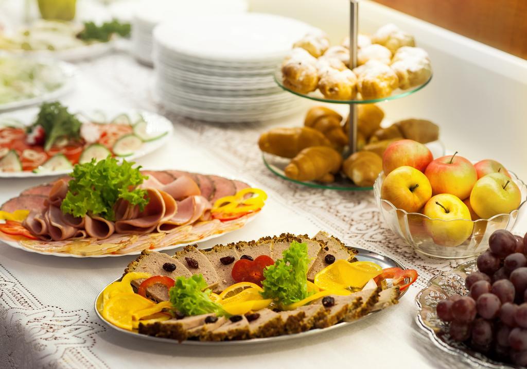 שיצ'וצ'ינק Abidar Hotel Spa & Wellness מראה חיצוני תמונה