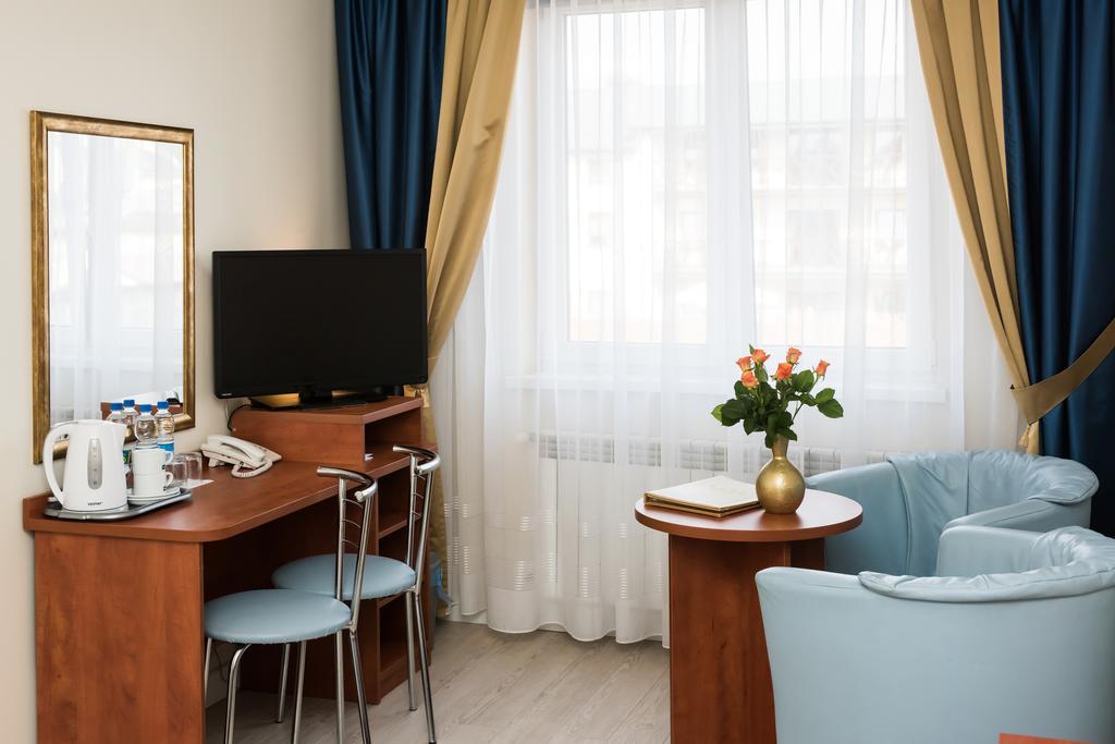 שיצ'וצ'ינק Abidar Hotel Spa & Wellness מראה חיצוני תמונה