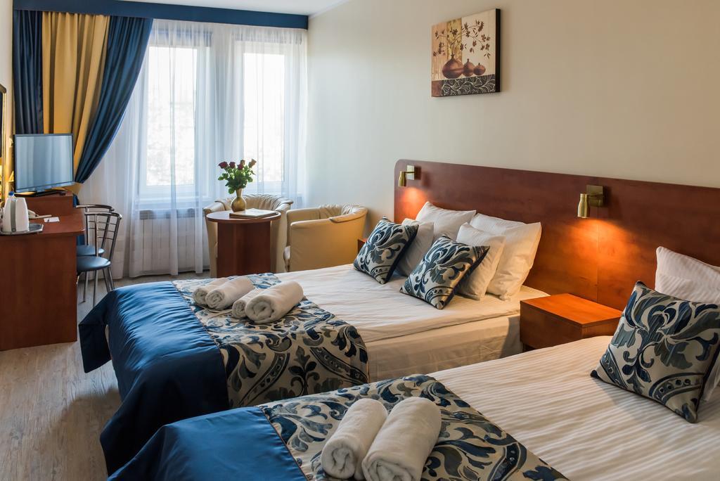 שיצ'וצ'ינק Abidar Hotel Spa & Wellness מראה חיצוני תמונה