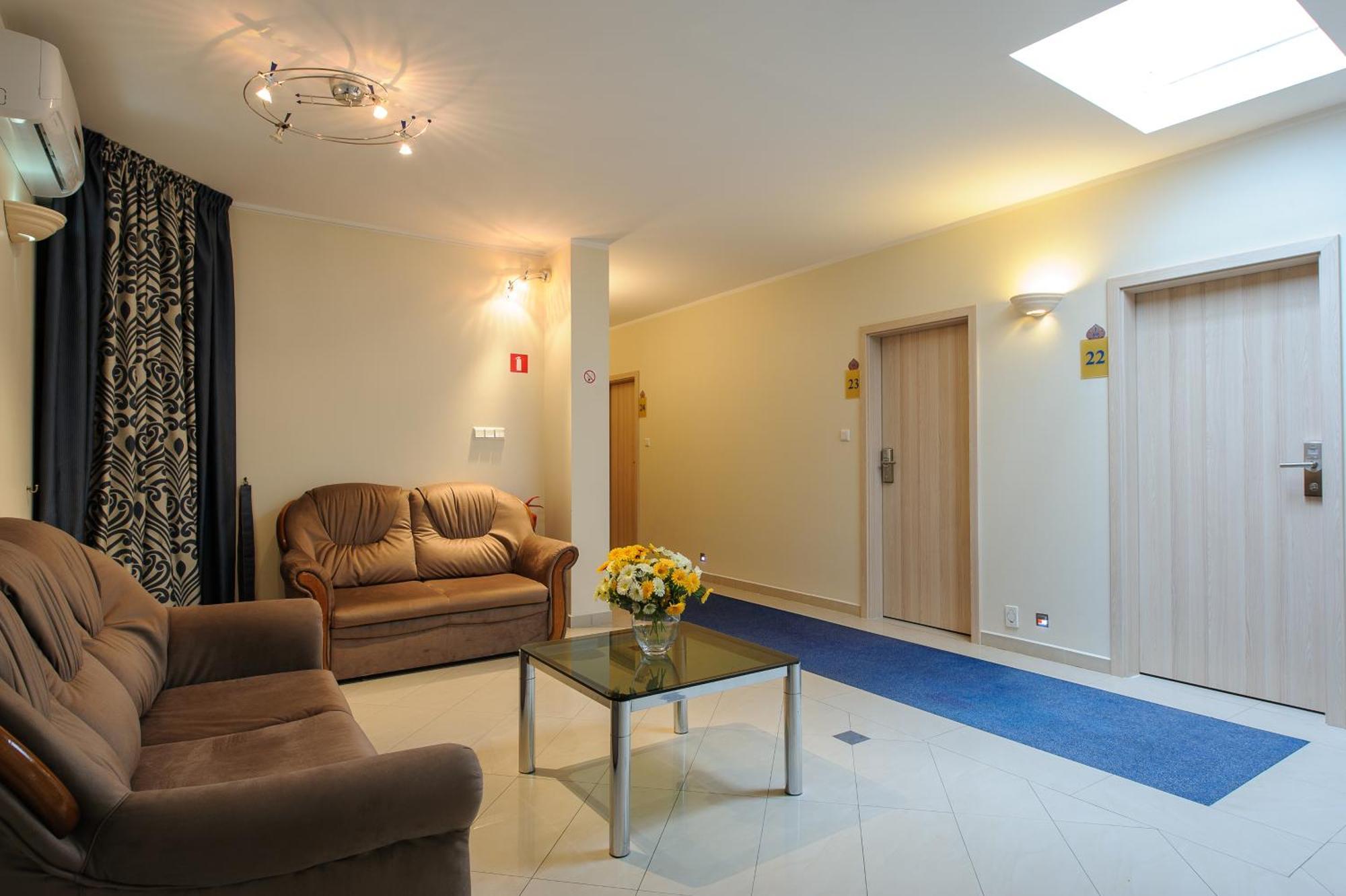 שיצ'וצ'ינק Abidar Hotel Spa & Wellness מראה חיצוני תמונה