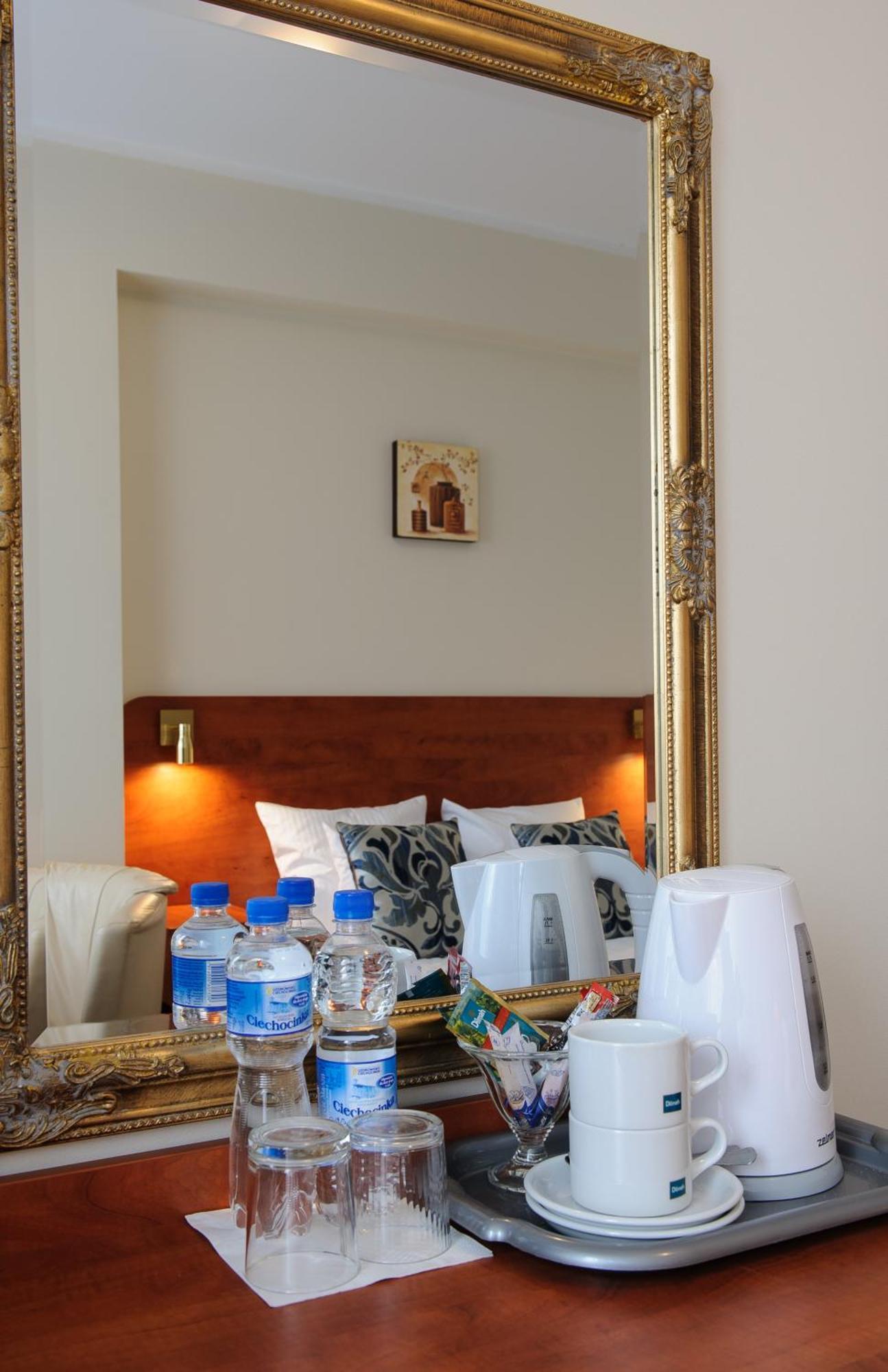 שיצ'וצ'ינק Abidar Hotel Spa & Wellness מראה חיצוני תמונה