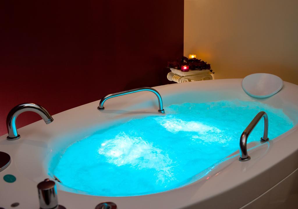 שיצ'וצ'ינק Abidar Hotel Spa & Wellness מראה חיצוני תמונה
