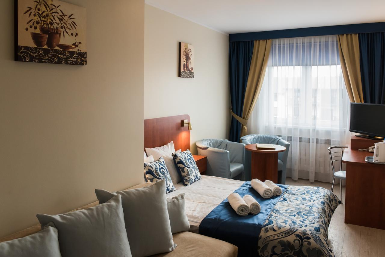 שיצ'וצ'ינק Abidar Hotel Spa & Wellness מראה חיצוני תמונה